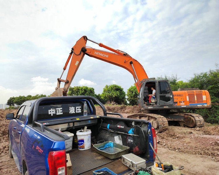 广州挖掘机华体会（中国）中心