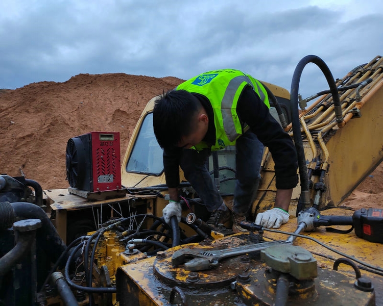 佛山小松挖掘机华体会（中国）中心/佛山小松挖掘机华体会（中国）售后