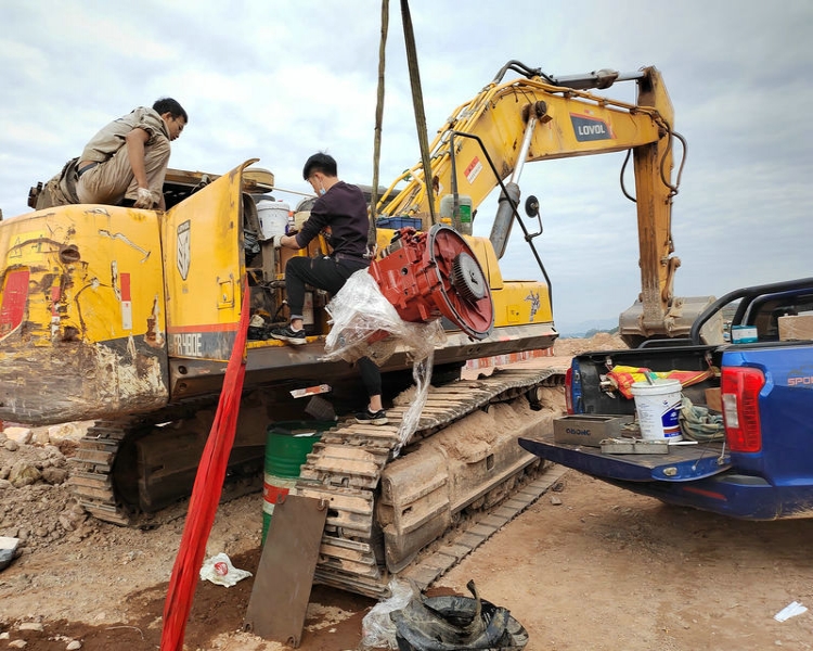 清远小松挖掘机华体会（中国）中心/清远小松挖掘机华体会（中国）售后