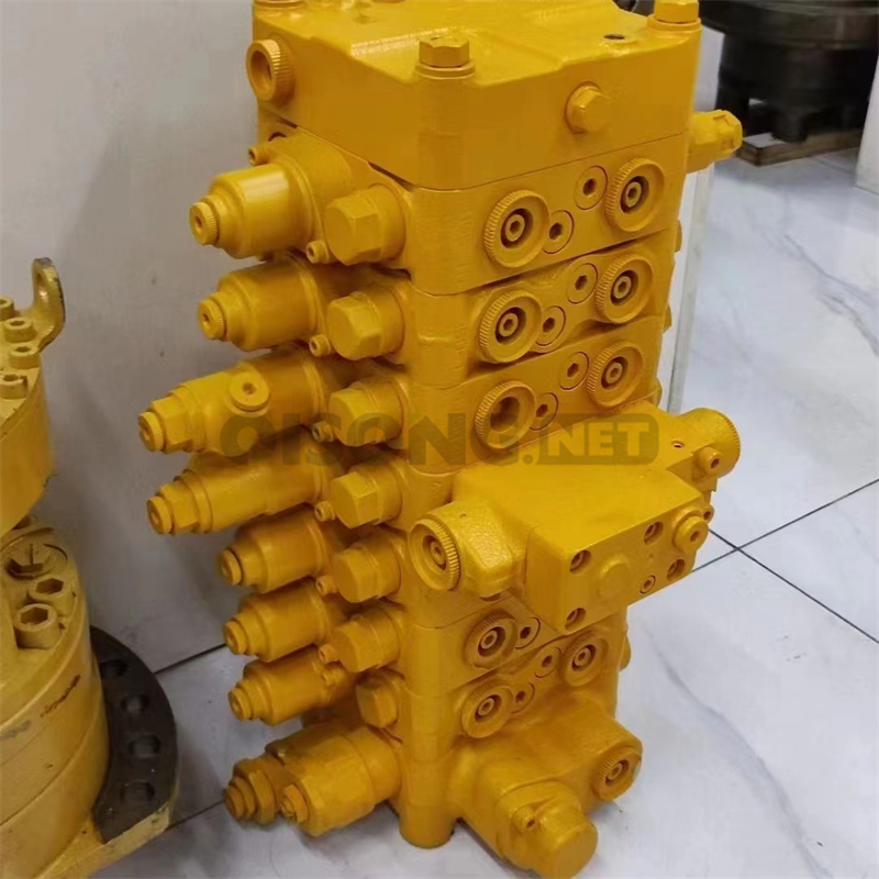Komatsu Excavator 130-7 CONTROL VALVE ASS'  PC130-7  Hydraulic Pump 723-57-11801/723-57-11800