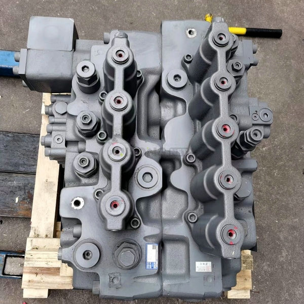 日立EX1900-5/2500挖掘机主阀/分配器/分配阀4630690 YA00010096