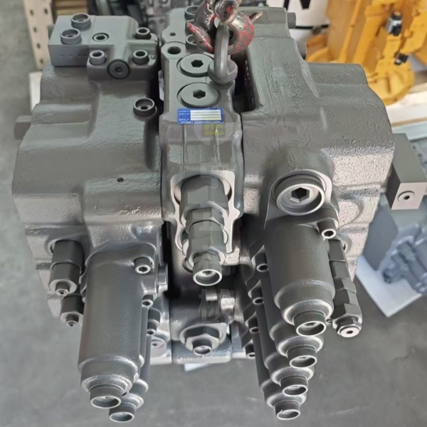 徐工XE335C挖掘机主控阀/分配阀/分配器 原装东芝主阀UX32-18