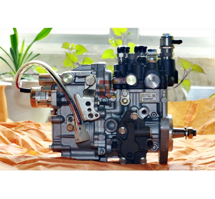 Komatsu 4D87 Engine Fuel Pump