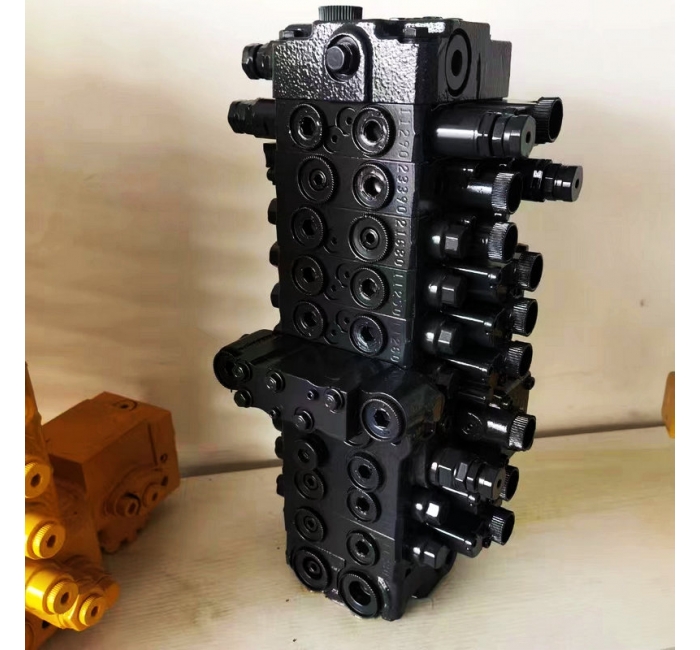 Komatsu PC55MR-3 Excavator hydraulic main control valve CONTROL VALVE ASS'Y 723-1A-16901/723-19-17601