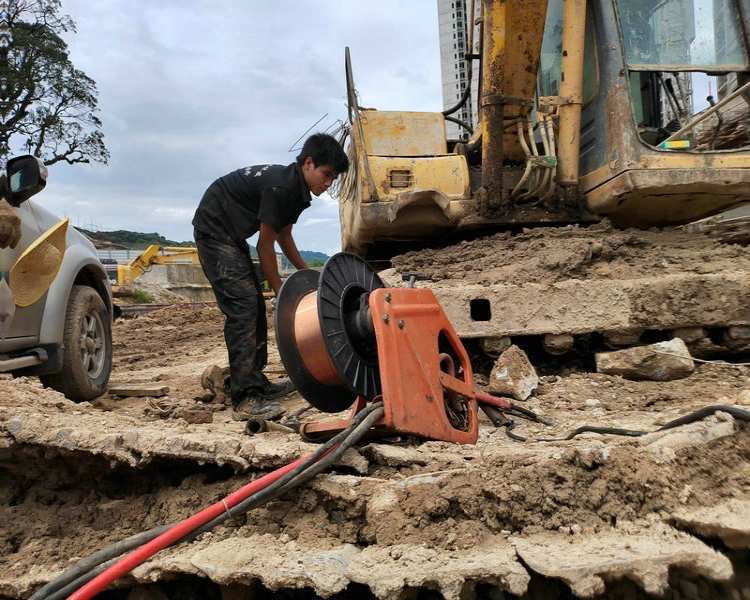 惠州小松挖掘机华体会（中国）中心/惠州小松挖掘机华体会（中国）售后