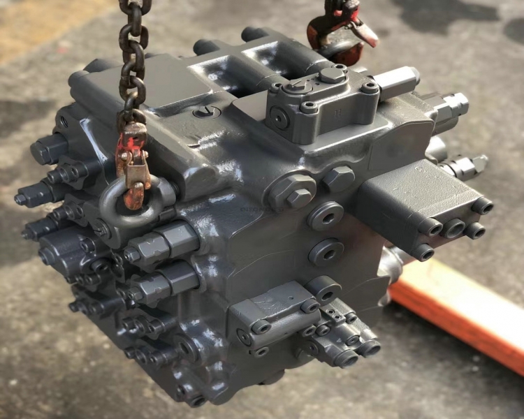 VOLVO沃尔沃EC250/290/300/350挖掘机主控阀/分配器东芝UX32