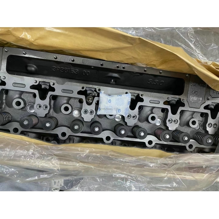 C8.3 Engine cylinder head 6CT 6C8.3 6D114 Engine cylinder head assy 3973493 3936180 3802466 3936152 For Cummins